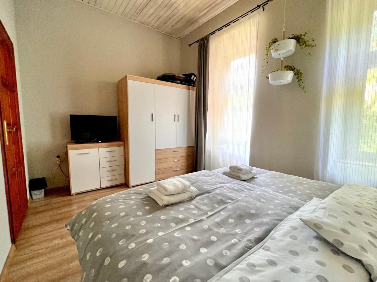 Kohaz Apartman Apartment Veszprém Exterior foto