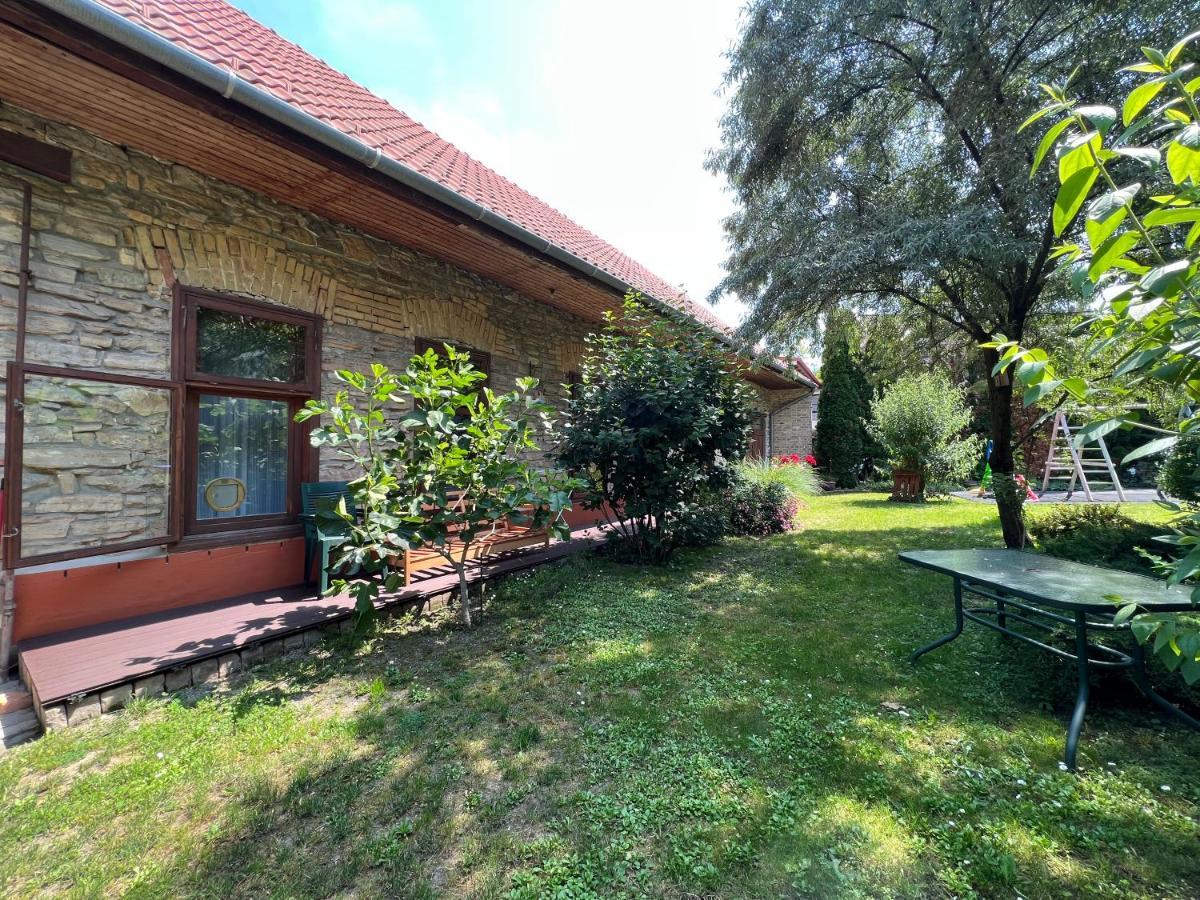Kohaz Apartman Apartment Veszprém Exterior foto